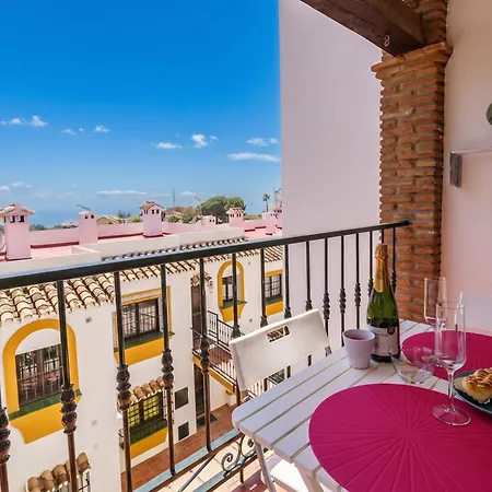 Appartement Sunny Tranquility With Pool - Happy